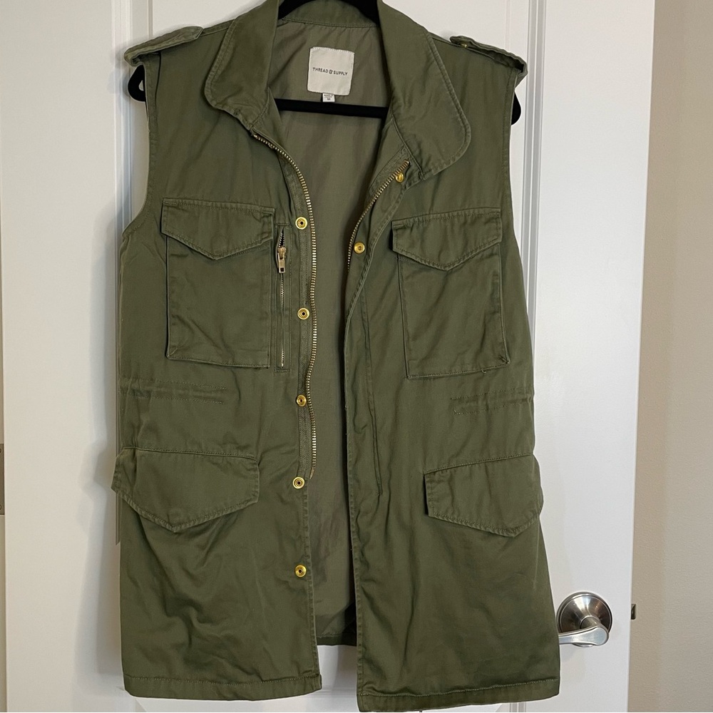 Thread & Supply Olive Green Utility Vest, size M